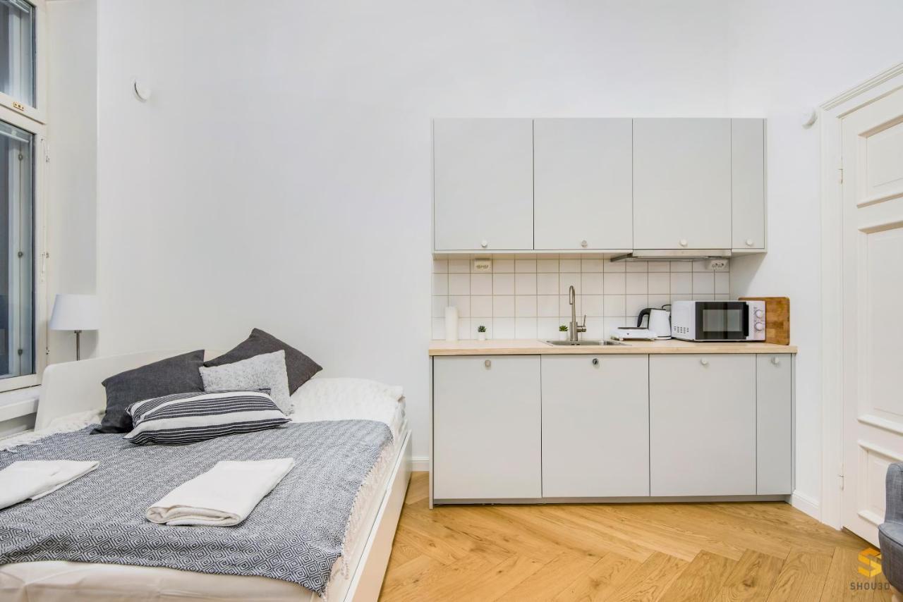Апартаменты Pieni Roobertinkatu Big 13 Хельсинки Экстерьер фото